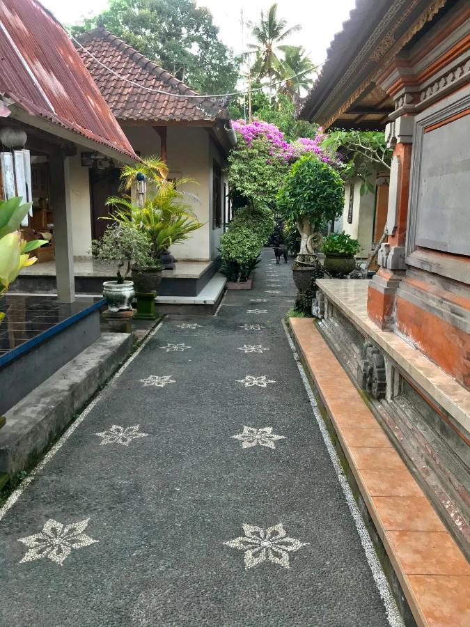 Tangkas Guest House Ubud  Exterior photo
